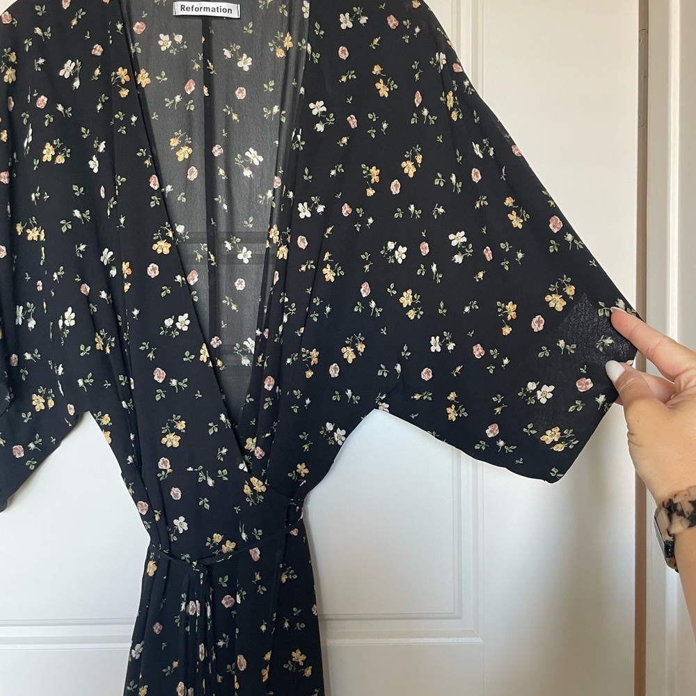 REFORMATION Winslow Black Floral Maxi Wrap Dress Kimono French Girl BOHO M L NEW - Picture 7 of 10